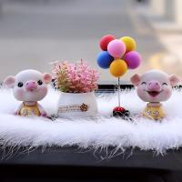 汽车内饰品摆件创意摇头小猪出入 个性可爱男女高档车载漂亮 金甲平安+幸运猪+幸运草+彩色气球(大羽
