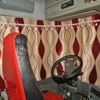 窗帘货车防晒解放德龙新卧铺帘乘龙豪沃天锦遮阳帘 [波浪纹红色]