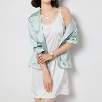 丝绸2022春夏季女装新款欧美风修身v领蕾丝吊带中长款气质连衣裙