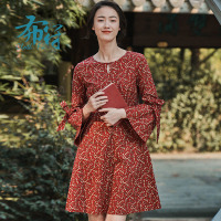 布符2020春夏新款原创优雅修身气质精品裙子显瘦喇叭袖女款连衣裙