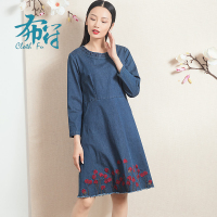 布符女装春夏新款原创气质绣花毛边牛仔连衣裙女七分袖圆领裙