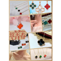 18K金项链 耳钉 彩金 四叶草 玛瑙