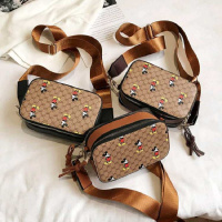 ins复古小包包女2020少女新款百搭绣线水桶包流行韩版宽带斜挎包