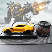 雪佛兰大蜂汽车摆件 合金车模型车内饰品摆件车载香水装饰品 黄色大黄蜂+绿茶+27cm防滑垫