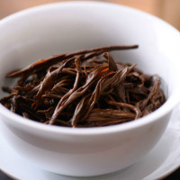 滇红茶浓香型散装500g凤庆滇红古树晒红茶袋装