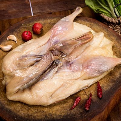 腊鸭板鸭特产腊肉农家自制风干鸭整只咸鸭成年鸭腌制咸肉腊味