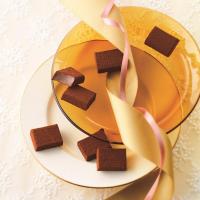 ROYCE'若翼族生巧克力零食日本进口淡可可生巧克力礼盒装送女友