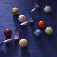 [推荐]日本大阪皇家Leclat 惑星の輝き太阳系星球巧克力 8枚入