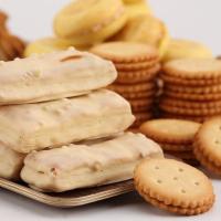 冠贸网红零食大礼包6个口味巧克力奶油夹心曲奇饼干大礼盒一整箱