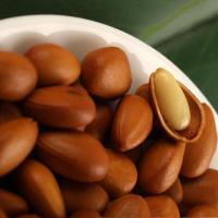 新云南开口松子坚果零食散装300g/1000多规格批发5斤年货大礼