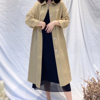 谜宫屿杏色外套