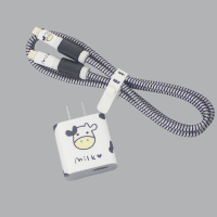 适用12/11pro max手机数据线保护套缠绕线20w18w充电器头贴纸|奶牛