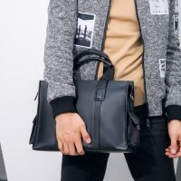 男包手提包单肩斜挎男士包包大容量出差横款电脑包公文包商务|黑色.