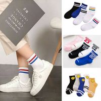 袜子女韩版中筒袜秋冬季学院风长筒运动女袜原宿风学生日系ins潮