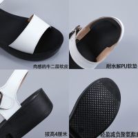 真皮凉鞋女夏季新款时尚外穿2021新款凉拖软底防滑中老年时尚女士