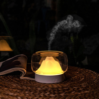 超声波雾化香薰机加湿器香薰喷雾小型创意带夜灯办公室桌面迷你大容 白色【超声波雾化★氛围台灯★大容量】送香薰精油