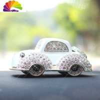 舒适主义车模汽车香水座式香水车载车内饰品摆件汽车上装饰用品可爱创意女 白色大号(不含垫)香片版车用香水