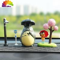 舒适主义汽车摆件卡通路灯微景观装饰摇头小猫车内饰品网红车载摆件玩偶女 小打伞猫+樱花树小梅+灯+牌钻大垫