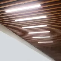 简约现代吊灯长条形方通造型灯可拼接办公室灯工作室写字楼会议室超市网咖汽车美容店舞蹈
