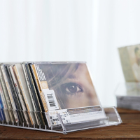 艺可恩时尚简约设计透明水晶感多格桌面CD盒碟片收纳盒CD陈列架
