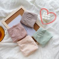 4条装~无缝大弹力内裤少女三角裤包臀无痕舒适糖果纯色内裤女**