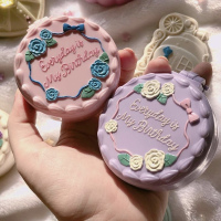 “everyday is my birthday” 奶油色随身化妆镜内含梳子折叠镜