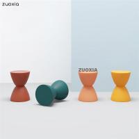 北欧换鞋小凳子进门家用简约客厅板凳儿童矮凳加厚塑料创意圆形凳