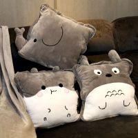 抱枕被子两用女办公室午睡枕头折叠毯子汽车靠垫男靠枕空调三合一