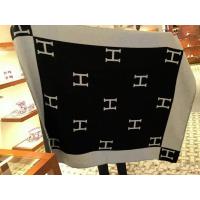 小毛毯羊毛毯办公室午睡午休披肩沙发空调盖毯垫子h家字母飞机毯