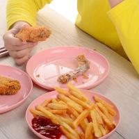 吃饭糖果色商用家用塑料小碟子创意圆形小菜碟果盘塑胶装鱼骨头 巧克力色