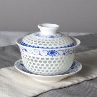 青花盖碗古典单个敬茶碗手抓壶玲珑带盖陶瓷青瓷镂空古代茶具日式 蜂窝蝶舞[盖碗]