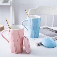 ins北欧风情侣杯子一对创意咖啡水杯带盖勺陶瓷复古办公室马克杯 粉色天蓝色带盖带勺