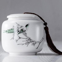 [半斤装]茶叶罐陶瓷大号半斤装储存罐密封罐普洱红茶绿茶茶罐 梅花喜鹊流苏款