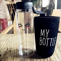 水杯简约清新 森系爱上喝水的杯子水杯塑料杯无毒 耐高温抖音水杯 透明APEACH加杯套