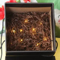 创意零食包装盒纯黑色星空ins风 发光生日盒大号装篮球礼品盒 纯黑瓦楞纸盒+拉菲草+灯串 长宽高(24x24x24厘米)