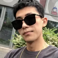 2020新款男士时尚墨镜韩版潮搭经典方框开车驾驶防紫外线太阳镜女