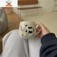 喝牛奶更开心啦 2021新款奶牛杯卡通少女心可爱浮动立体陶瓷杯早 敬平马克杯