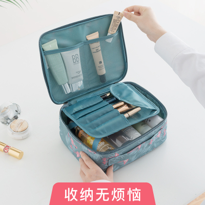 化妆包女便携大容量ins风2020新款超火洗漱包旅行化妆品收纳盒袋