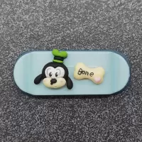 电源插头挂钩厨房无痕数据线收纳桌面理线器插座线卡子壁挂固定器|黄色高飞狗