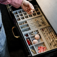 家用小号首饰盒耳环耳钉盒子手饰品首饰收纳盒精致抽屉内绒布格子