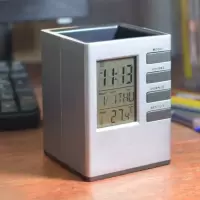 方形创意带背光办公桌面时钟企业定制印logo 三维工匠 声控背光(贴纸定制)励志短句笔筒