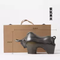 景德镇创意陶瓷牛摆件紫气东来牛送领导办公室乔迁装饰礼品 三维工匠