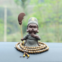 精品紫砂Q版关公武圣关羽陶瓷可爱车载祝福摆件车内车上饰品 三维工匠 仰头诵经(红色)