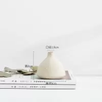 北欧简约ins粗陶磨砂创意陶瓷干花插花花瓶复古做旧家居餐桌摆件 三维工匠 粗陶斑点花瓶A款
