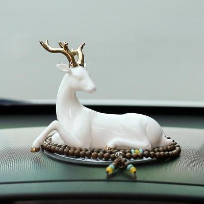 一鹿平安汽车摆件一路平安车载车内用品装饰品陶瓷工艺品白瓷小鹿 三维工匠 雄鹿(送防滑垫+佛珠)