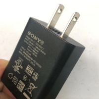 XZ1 XZP XZS XA2快速充电器QC3.0 PE2.0快闪充电头UCH12