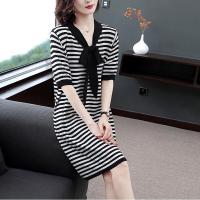 珂卡慕(KEKAMU)夏天穿的新款胖mm200斤T恤洋气大码女装胖妹妹夏装2020新款宽松遮肚连衣裙减龄