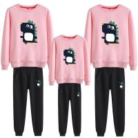 珂卡慕(KEKAMU)ins超火子装春秋装2020新款潮母子母女卫衣一家三口套装 全家装