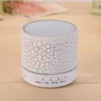 小钢炮户外便携迷你低音炮音响手机音箱插卡炫光彩灯蓝牙|升级版【有按键】白色+音频线 【豪华配置】充电音频线+带歌曲内存卡