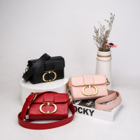 姿瑟2020秋冬时尚单肩斜挎包ins 女包 Montaigne 蒙田 d家豆腐包包女